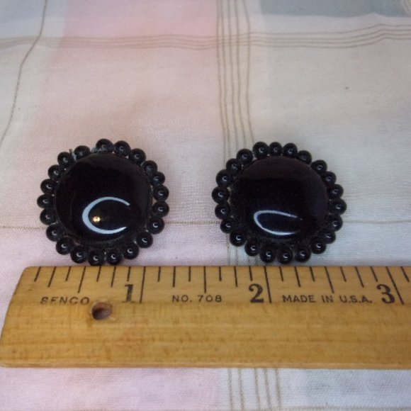 Black Enamel Beaded Button Clip Earrings Japan - Picture 7 of 7